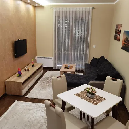 Апартаменты Sahara *